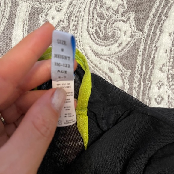 Nikey beautiful cover up - Picture 7 of 7